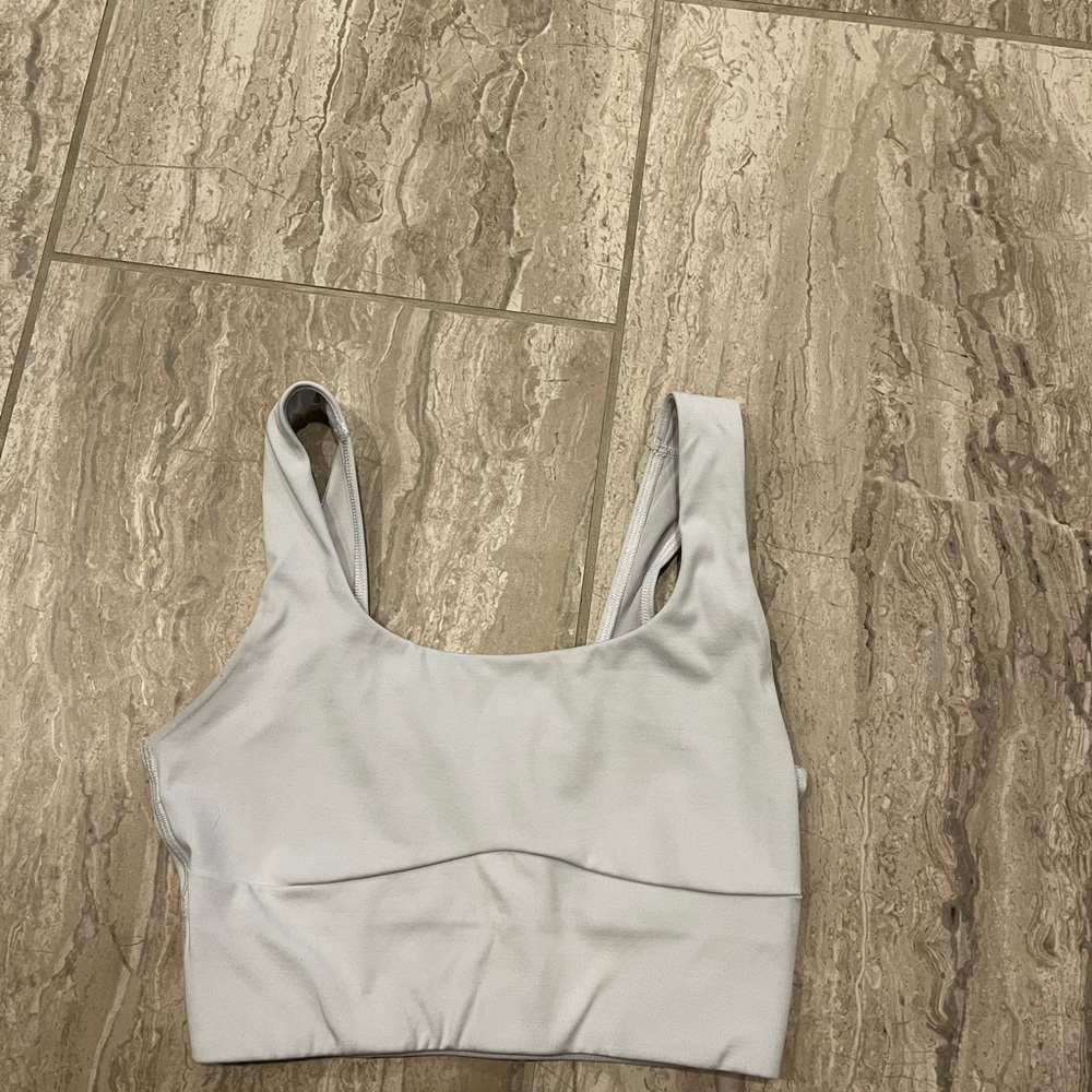 Gymshark Sports Bra - Picture 3 of 6